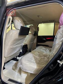 تۆیۆتا لاند کروزەر